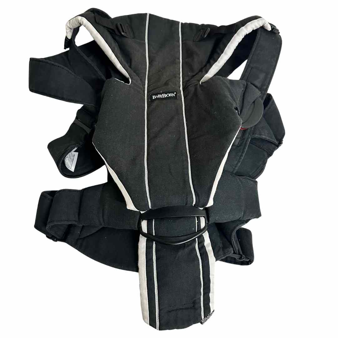 BabyBjorn Miracle Soft Cotton Mix Baby Carrier Black Shop used Baby Carriers Wraps in UAE Secondful Secondful