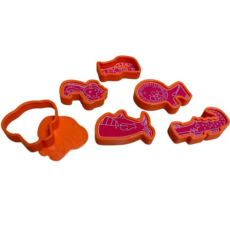 Djeco Dough Cutters & Stamp Set - Animals (6 Piece Set)