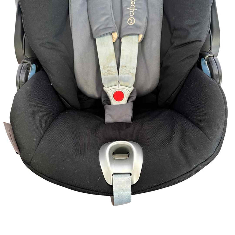 Cybex Cloud Q Car Seat Graphite Black