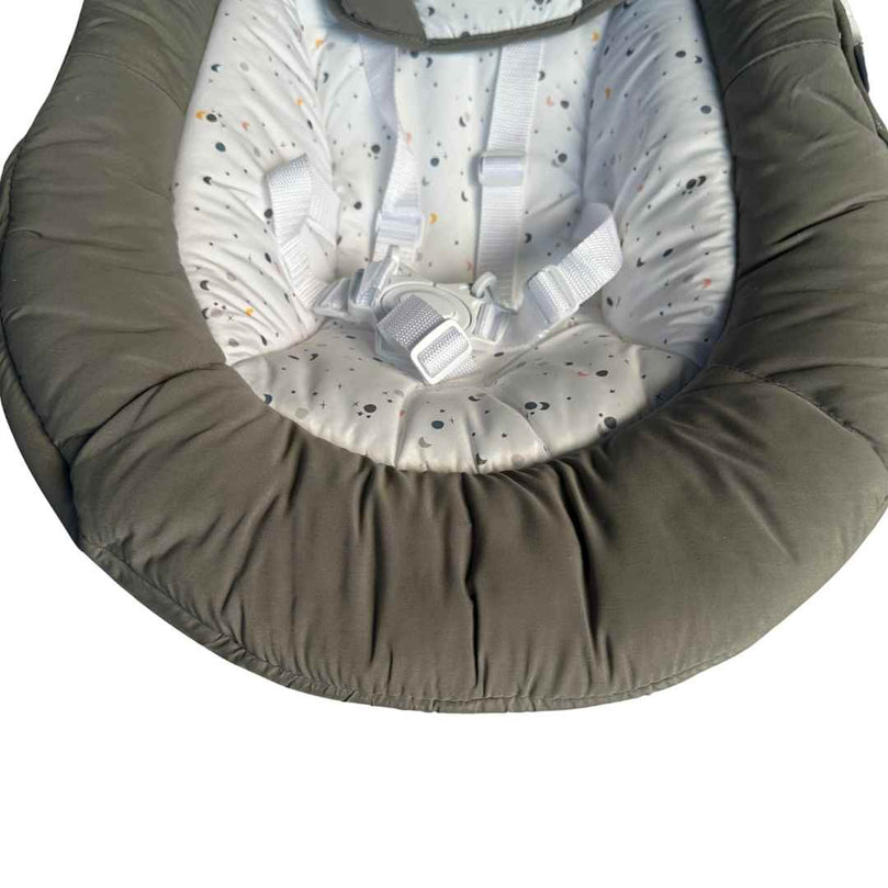 Badabulle-Adjustable-Bouncer-&-Rocker-Compact-Foldable-Design,-Moonlight-4