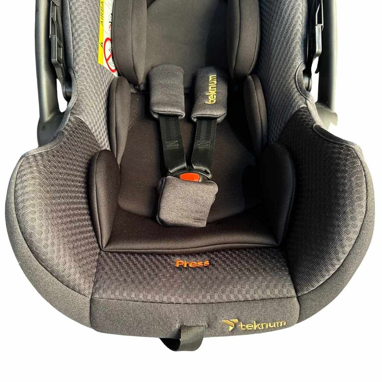 Teknum-STROLL-1-Compacto-Baby-Car-Seat-Black-4