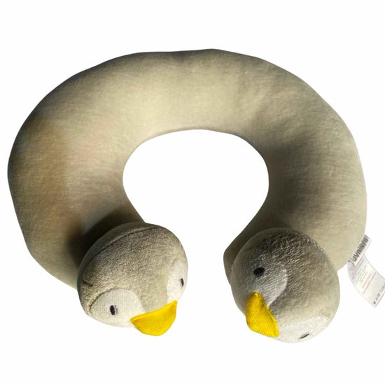 Juniors-Hug-Hug-Baby-Neck-Pillow-Grey-Ducks-1