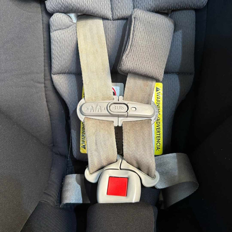 UPPAbaby-Mesa-Infant-Car-Seat-+-Base-For-Mesa-3-10