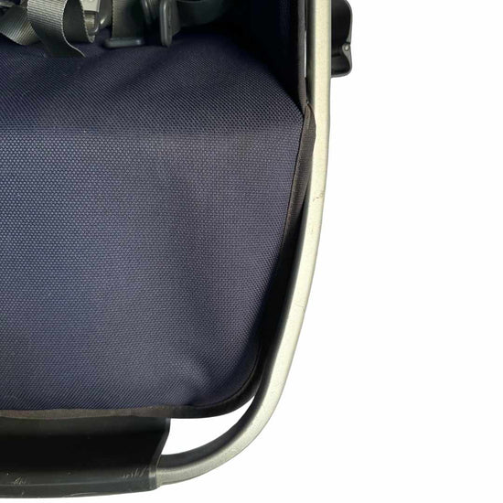 UPPAbaby-RumbleSeat-V2-Noa-(Navy/-Carbon/-Saddle-leather)-10