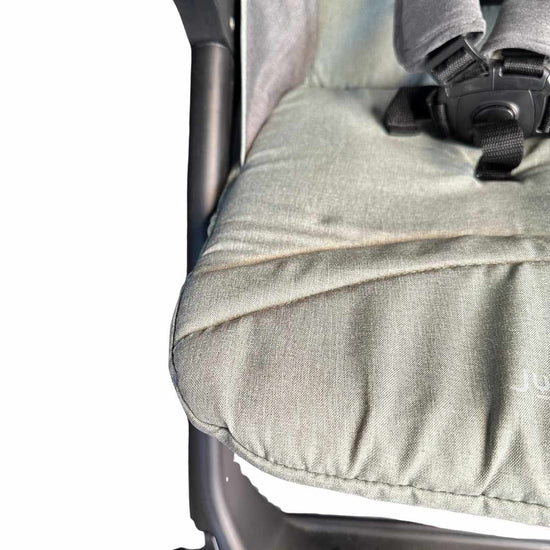 Juniors-Maxim-Travel-System-(Stroller-+-Car-Seat)-22