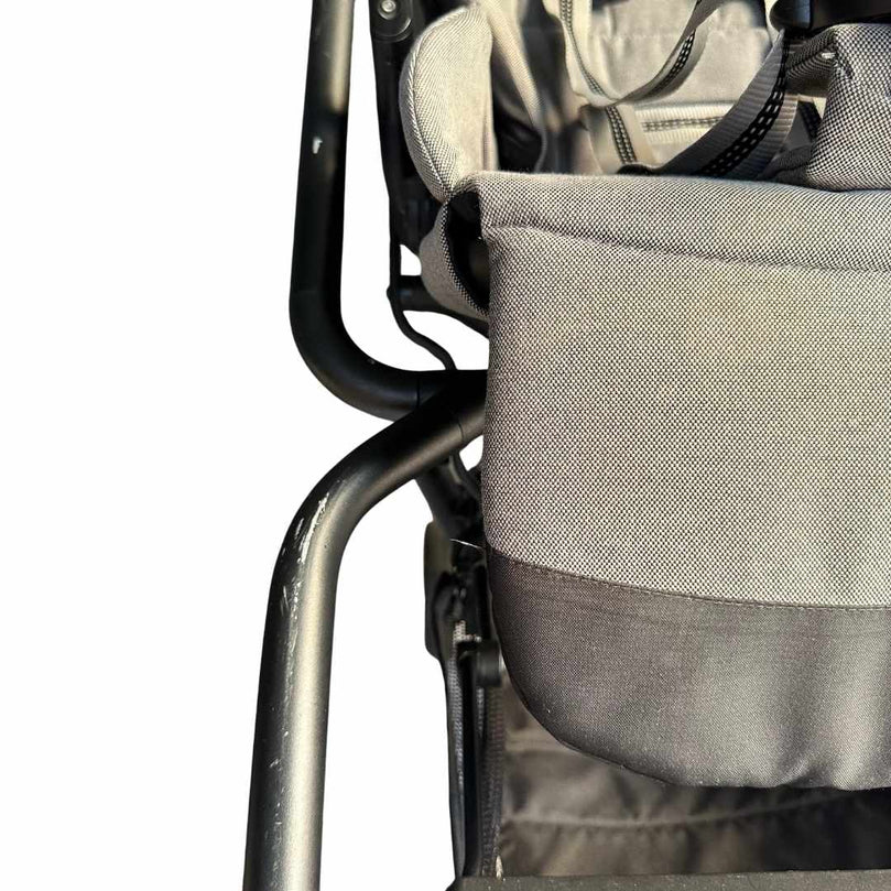 Cybex-Eezy-S-Twist-2-Soho-Grey-8