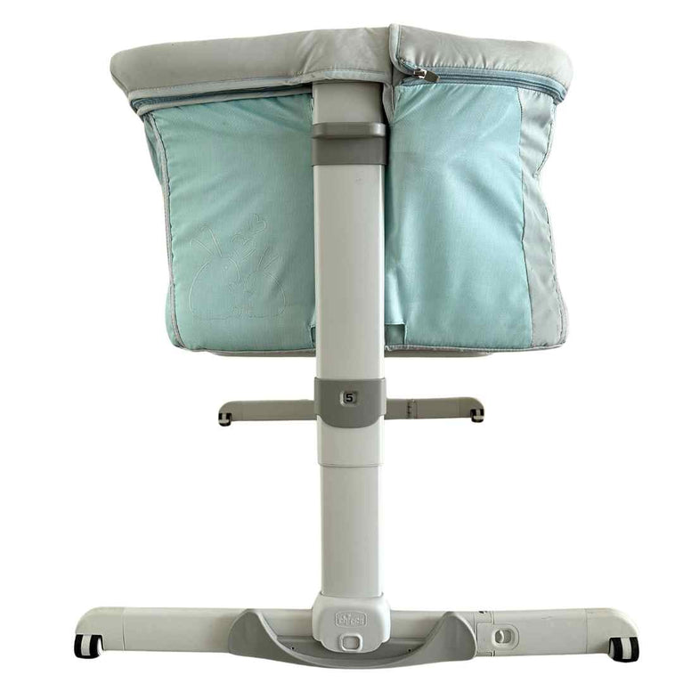 Chicco Next2Me Dream Co-Sleeper - Green