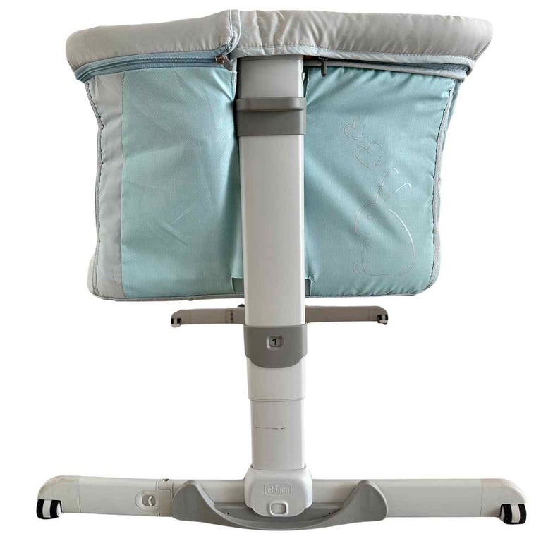 Chicco Next2Me Dream Co-Sleeper - Green