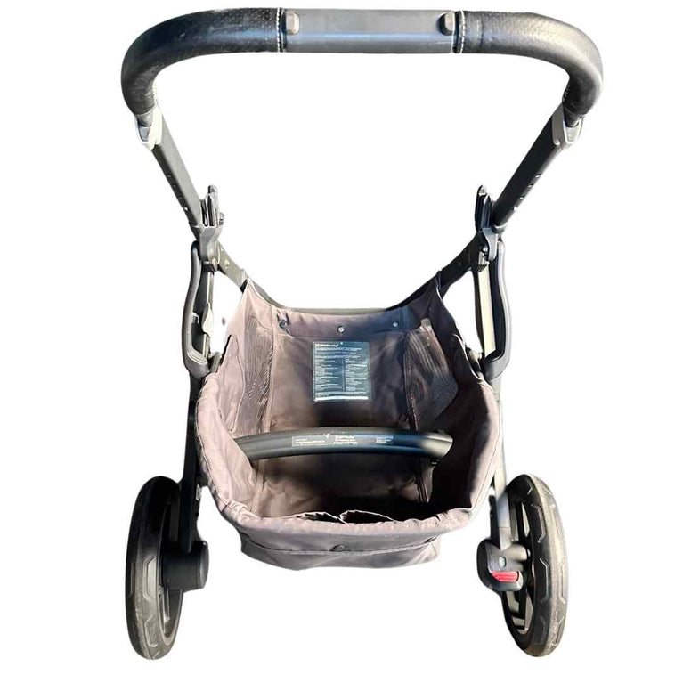 UPPAbaby-VISTA-Stroller-1-5