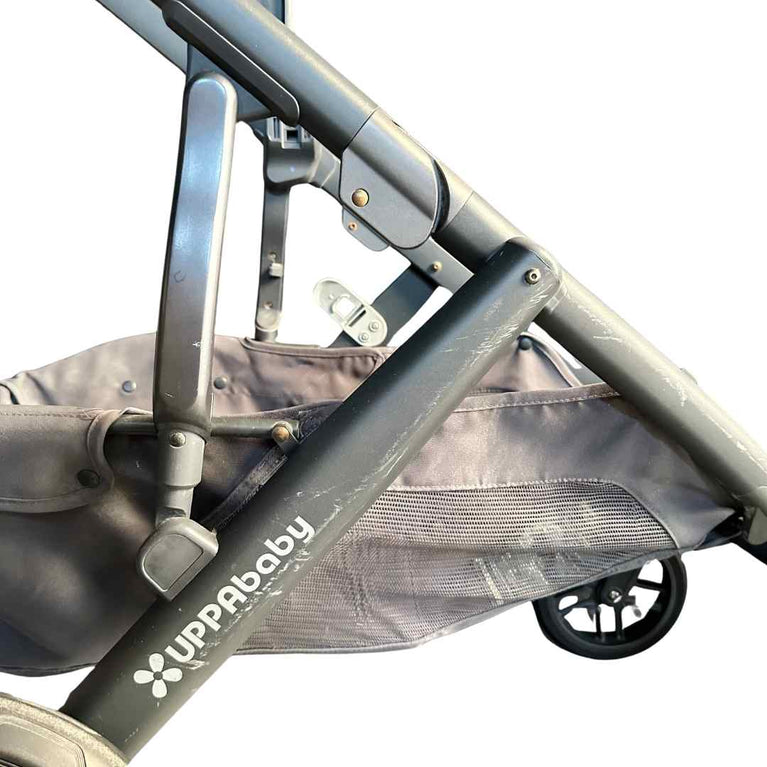 UPPAbaby-VISTA-Stroller-1-7