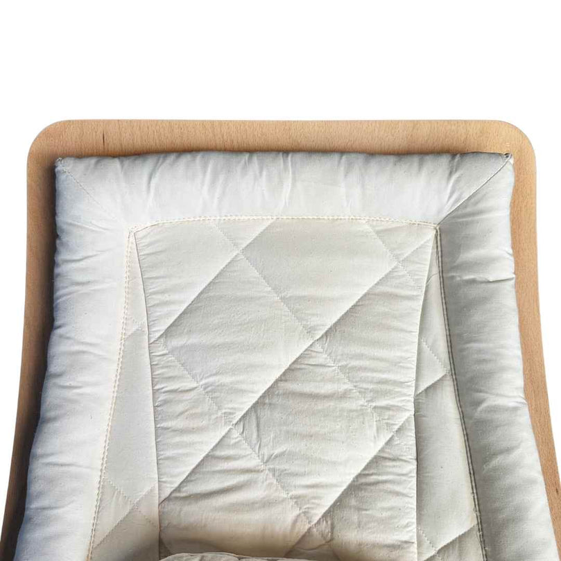 Levo-Baby-Rocker-in-Beech-Organic-White-3