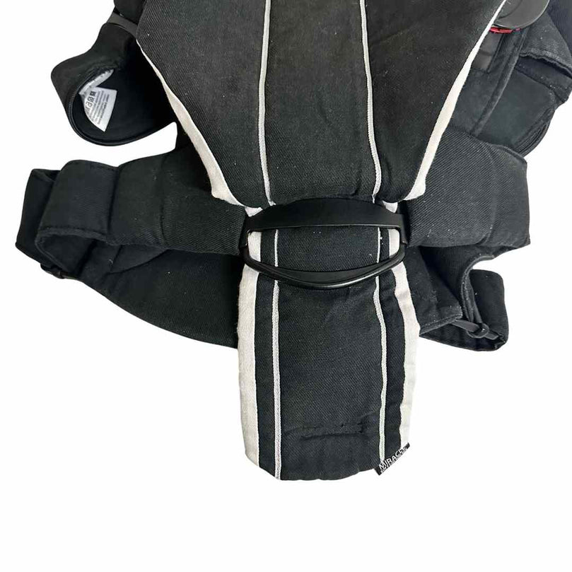 babybjorn-baby-carrier-3-3