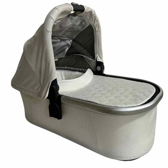 UPPAbaby-Bassinet-4-1