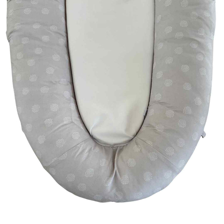 Clevamama ClevaFoam Baby Pod - White & Grey