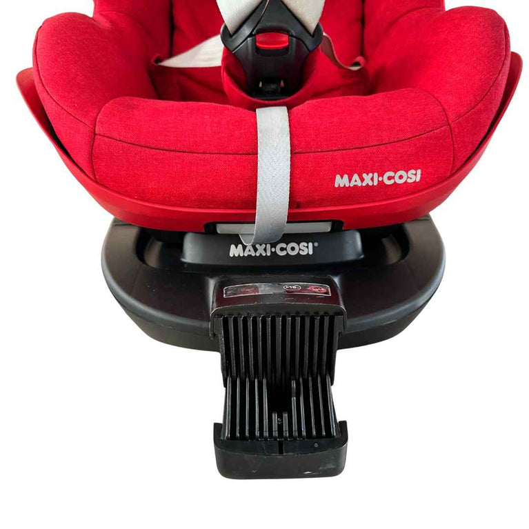 Maxi-Cosi Pearl Smart i-Size Car Seat (Red) + FamilyFix3 ISOFIX Car Seat Base