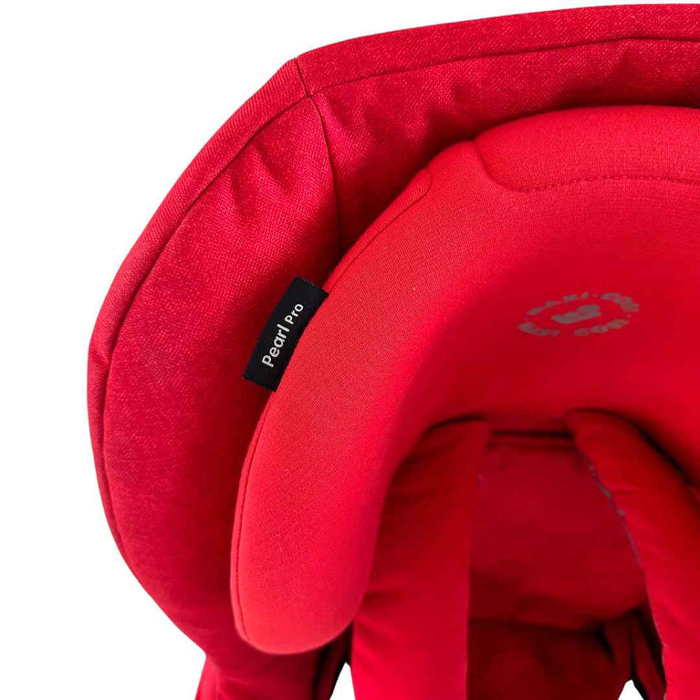 Maxi-Cosi Pearl Smart i-Size Car Seat (Red) + FamilyFix3 ISOFIX Car Seat Base