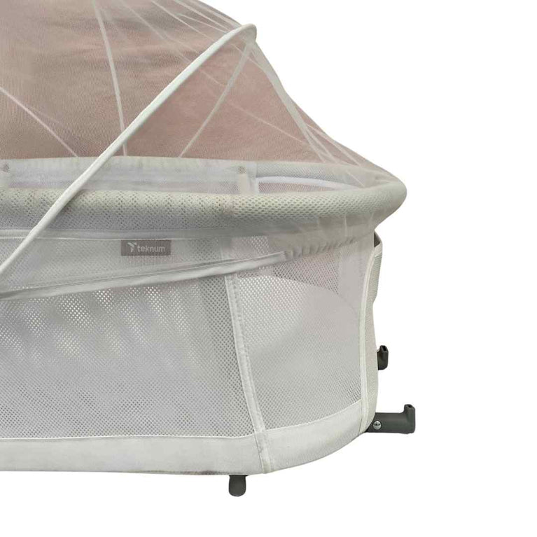 Teknum - 3-in-1 Baby Bassinet and Cradle with Mosquito Net - White