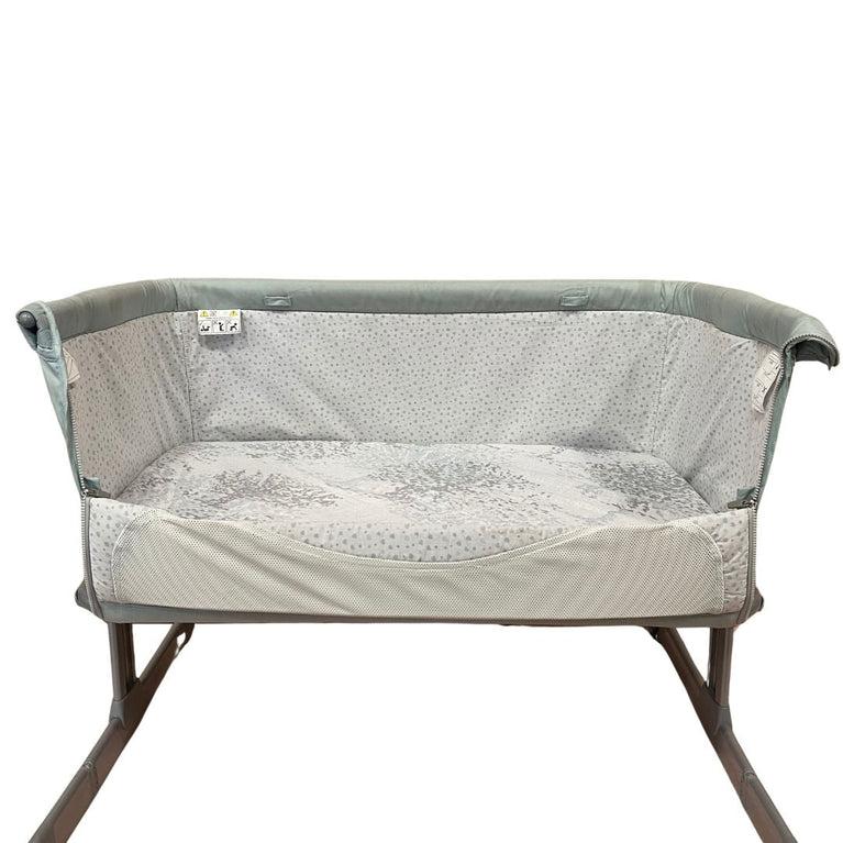 Chicco Next2Me Essential Co-Sleeping Bassinet