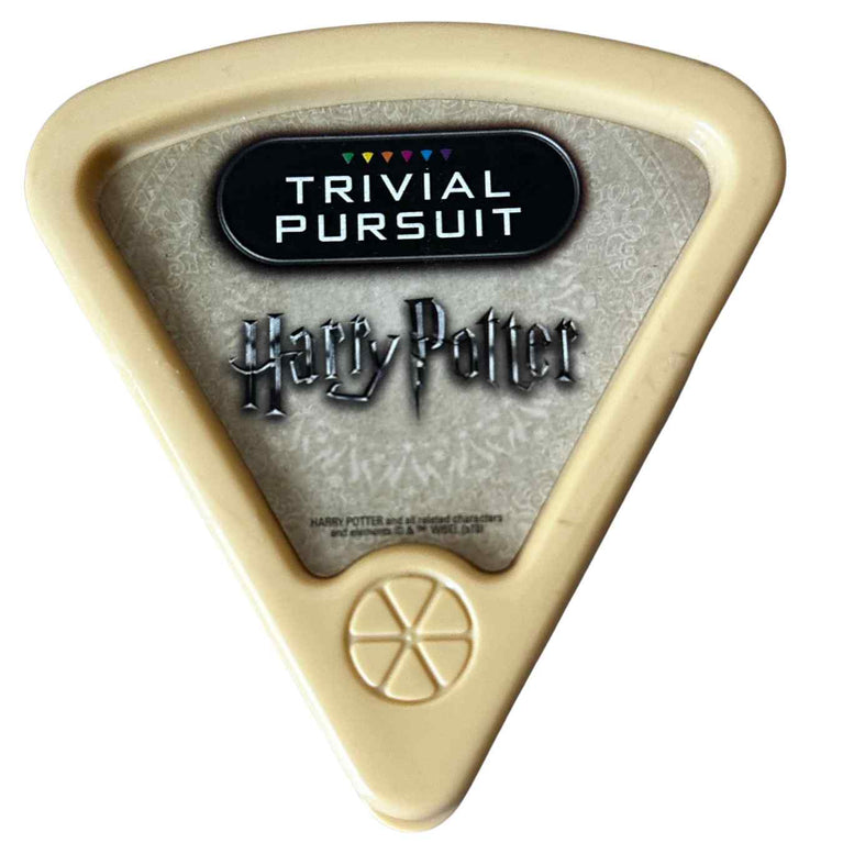 Hasbro Trivial Pursuit Harry Potter Game