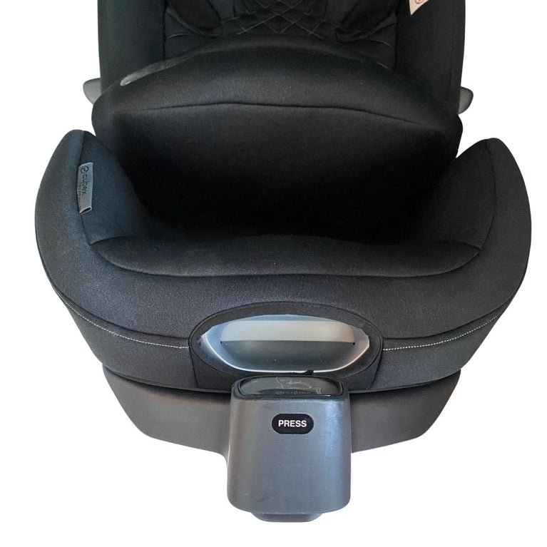 Cybex Anoris T i-Size Car Seat - Deep Black