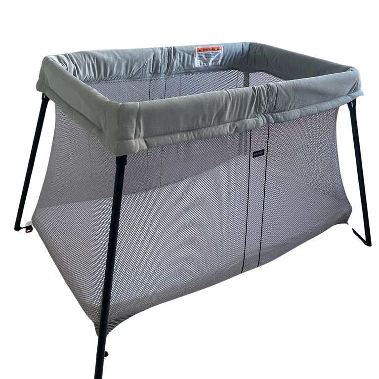 BabyBjörn Travel Cot