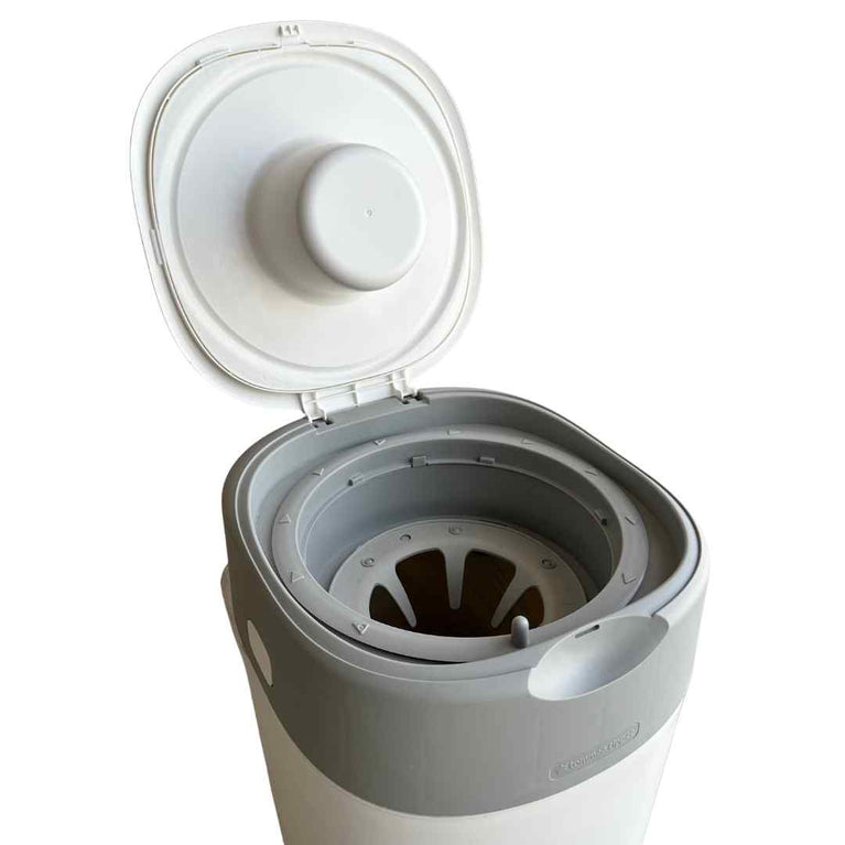 Tommee Tippee Sangenic Twist And Lock Nappy Disposable Bin - White