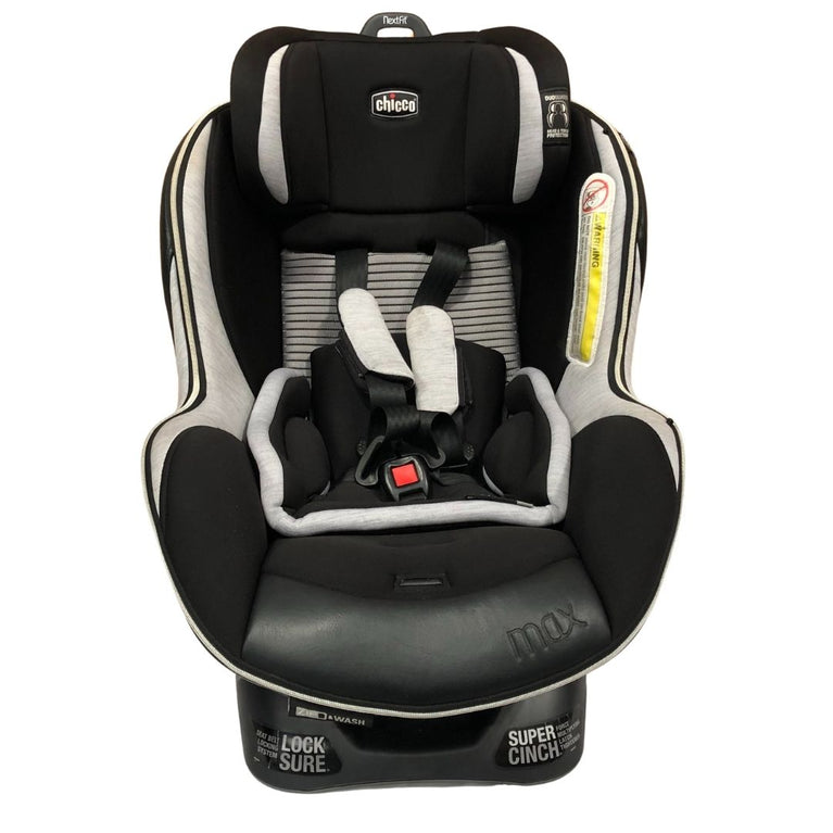 Chicco Nextfit Max Zip Air Convertible Car Seat - Vero/ Black