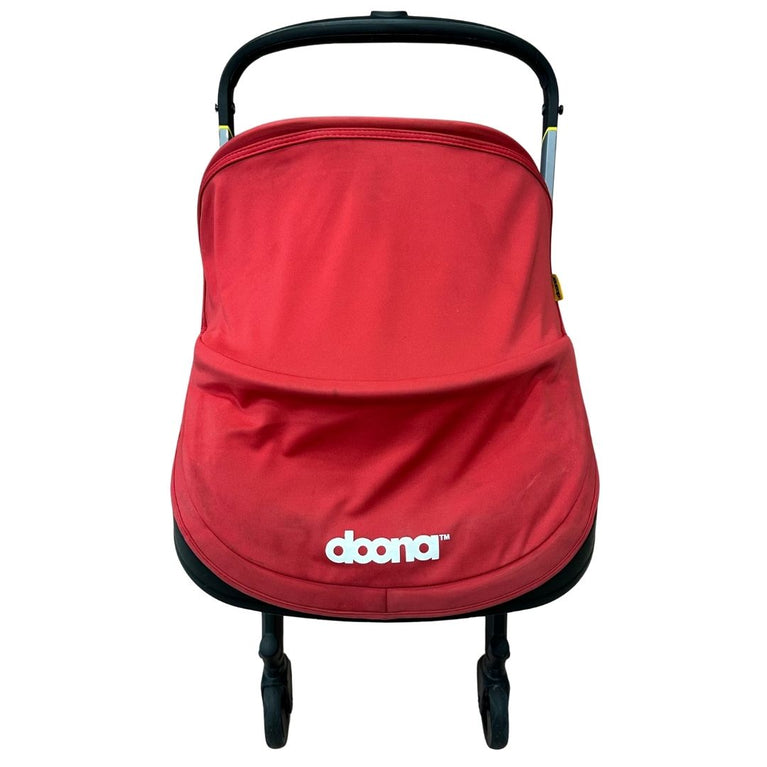 Doona Stroller - Flame Red with Footmuff, Newborn Insert & Snap On Storage