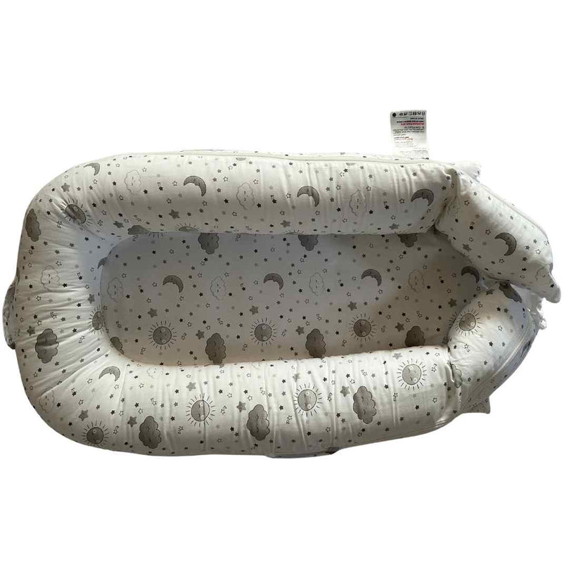 Giggles-Bumper-Bed-in-Bed-Baby-Lounger-1