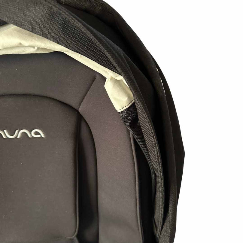 Nuna-Triv-Next-Lightweight-Stroller-Caviar-(2021)-7