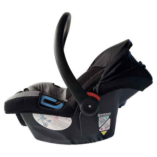 Mountainbuggy-protect-i-Size-infant-car-seat-+-isofix-base-3