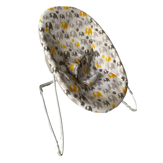 Red-Kite-Bambino-Bouncer-Bounce-Chair-with-Elephant-Pattern-1