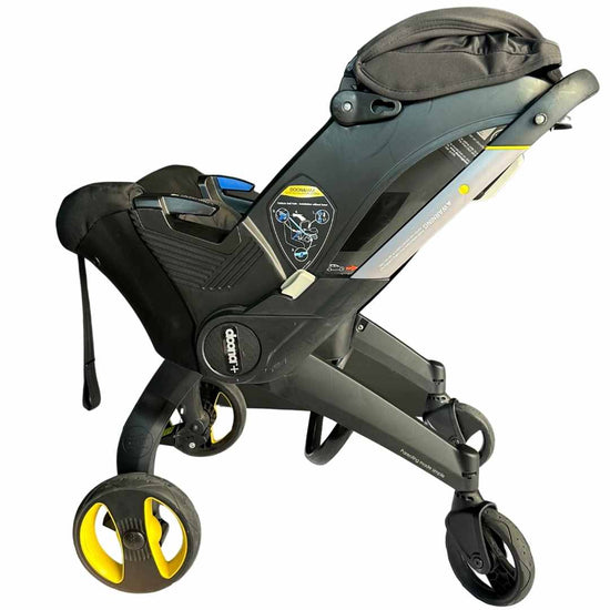 Doona-Infant-Car-Seat-&-Stroller-Travel-System-Nitro-Black-(2022)-13