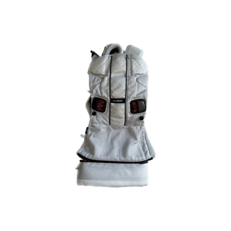 BabyBjÃ¶rn-3D-Mesh-Baby-Carrier-One-Air-Silver-Image 3