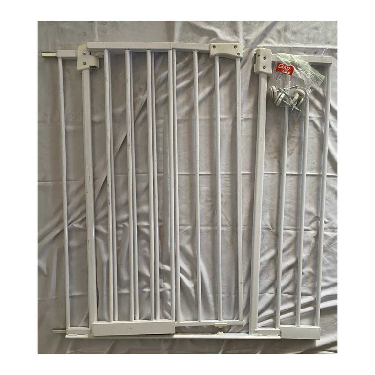 Kmart-Anko-Tall-&-Wide-Metal-Gate-1