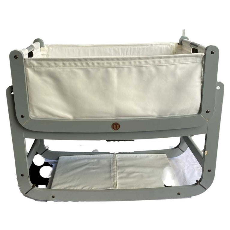 Snuzpod-2-Bedside-Crib-/-Bassinet-+-2-mattresses-+2-fitted-sheets-+-1-Protector-2