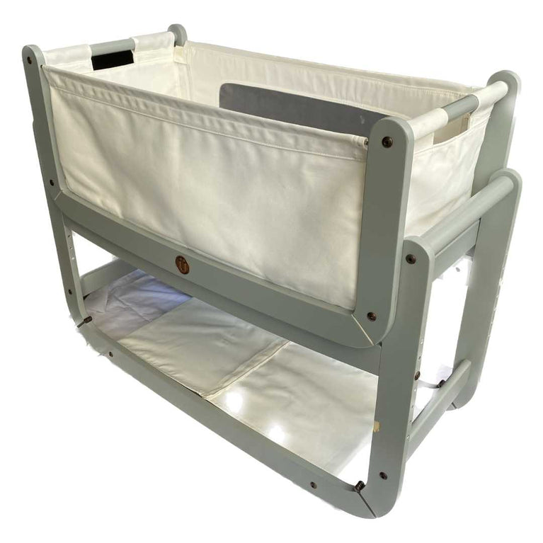 Snuzpod-2-Bedside-Crib-/-Bassinet-+-2-mattresses-+2-fitted-sheets-+-1-Protector-3