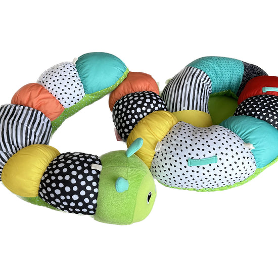 Infantino-Gaga-Prop-A-Pillar-Tummy-Time-Seated-Support-For-Babies-Image 2