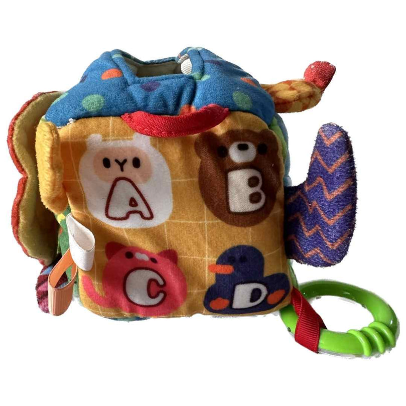 Montessori-Toys-Sensory-Baby-Tissue-Box-6-in-1-4